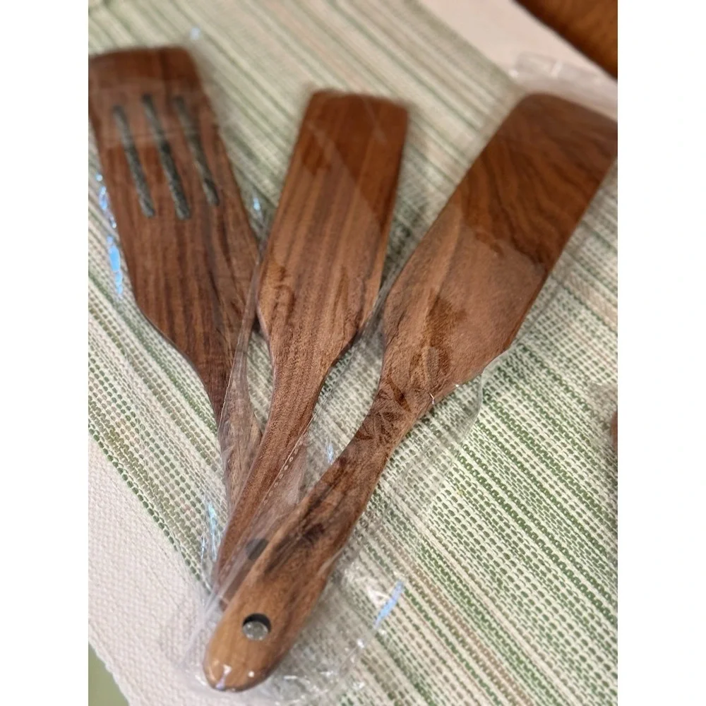 Hiqneuen Teak Wood Spurtle & Utensil 6 Piece Set – Durable Non-Scratch Cooking